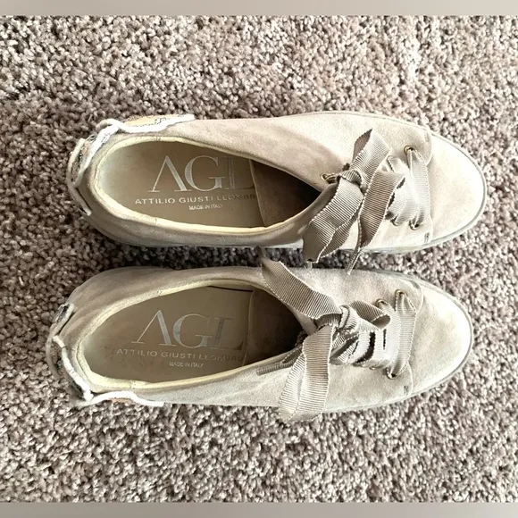 AGL Leombruni Lace Up Sneakers Embroidered Floral Sequin Suede 925090 Beige 38