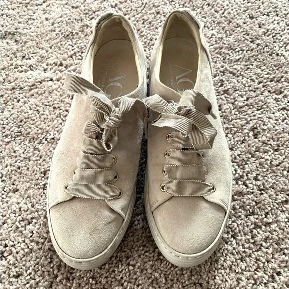 AGL Leombruni Lace Up Sneakers Embroidered Floral Sequin Suede 925090 Beige 38