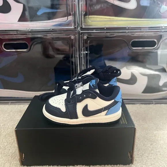 Air Jordan 1 Low OG Obsidian/University Blue UNC FQ5435-400 Toddler Size 4C