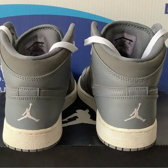 Air Jordan 1 Mid Cool Grey Kids 7y