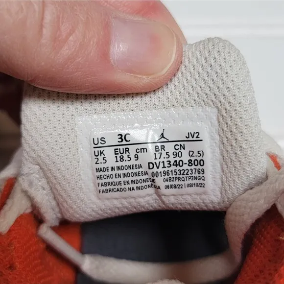 Air Jordan 1 Mid SE Orange Suede (TD) Sneakers