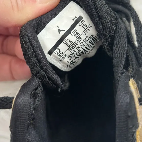 Air Jordan 1 Retro High (Melo) Toddler Sneakers Size 9c