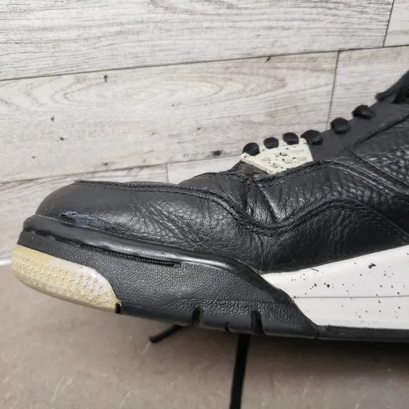 Air Jordan 4 Retro Oreo