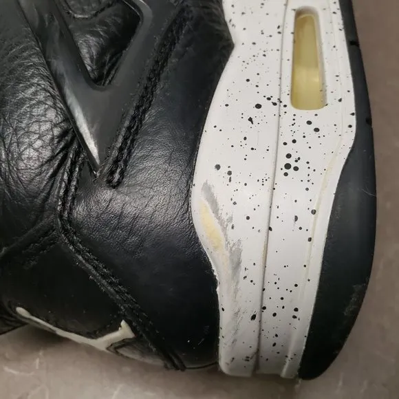 Air Jordan 4 Retro Oreo