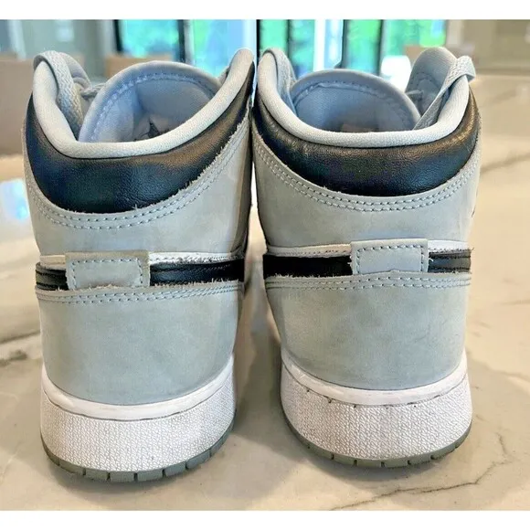 Air Jordan Nike Shoes Youth Light Blue Size 7Y