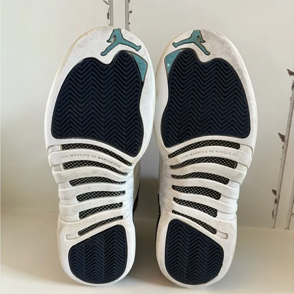 Air Jordan Retro 12 Obsidian Indigo Blue-7Y