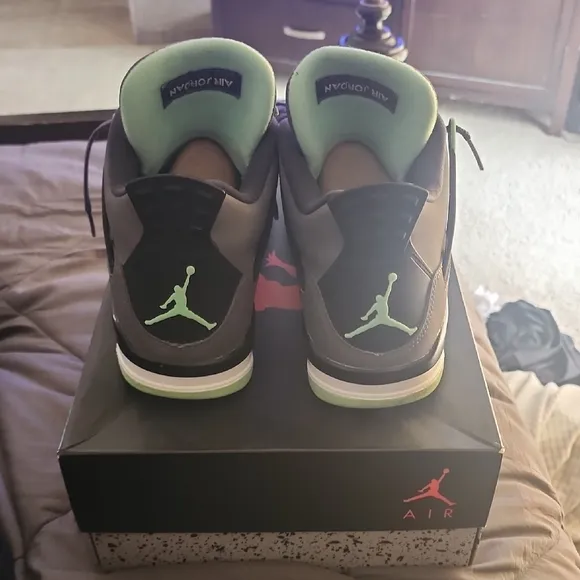 Air Jordan Retro Athletic Shoes - Black and White