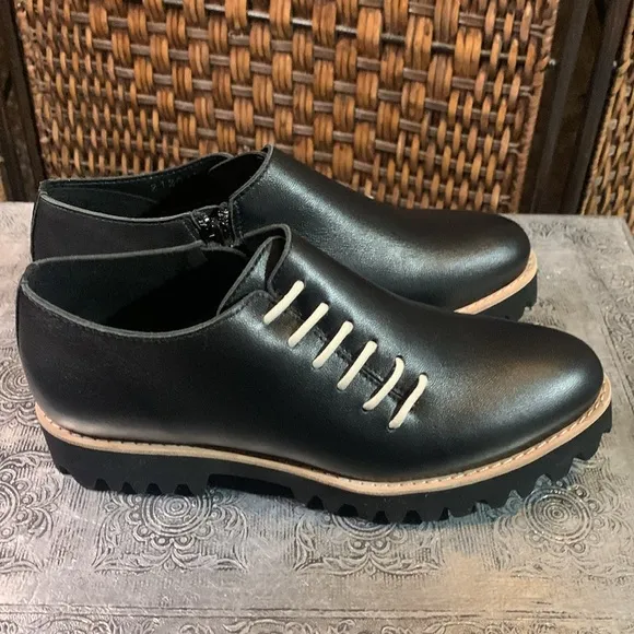 All Black Women’s Black Leather Zip Side Shoes Size 38