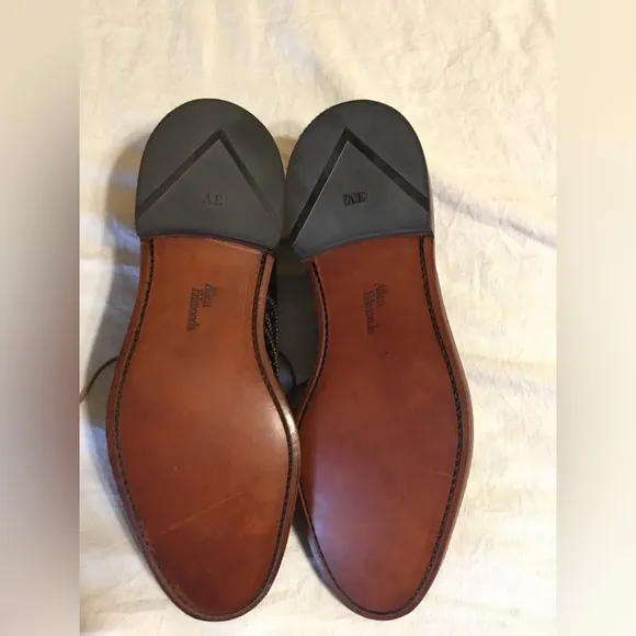 Allen Edmonds Neumok size 10.5 4065 new with box BRAND-NEW, unused and unworn