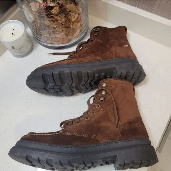 Allen Edmonds Port Washington sawyer suede Boots 9.5 D