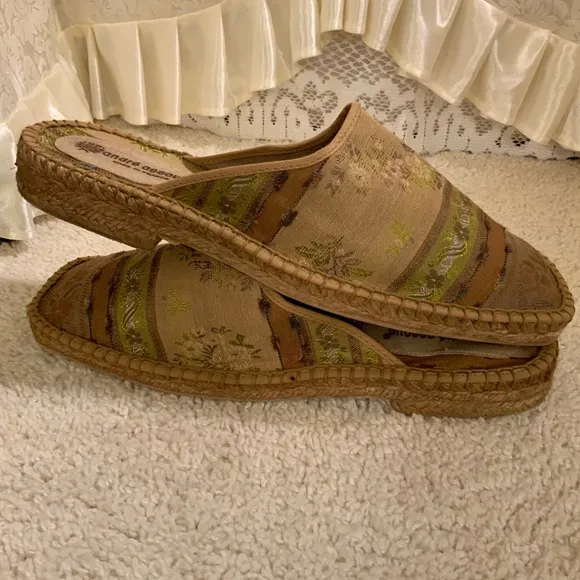 ANDRE ASSOUE MADE IN FRANCE 🇫🇷 WOMENS OPEN BACK SLIP ON SHOES