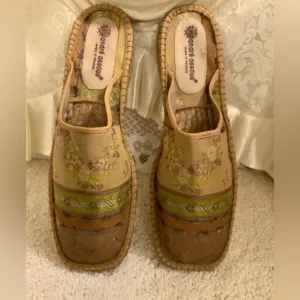 ANDRE ASSOUE MADE IN FRANCE 🇫🇷 WOMENS OPEN BACK SLIP ON SHOES