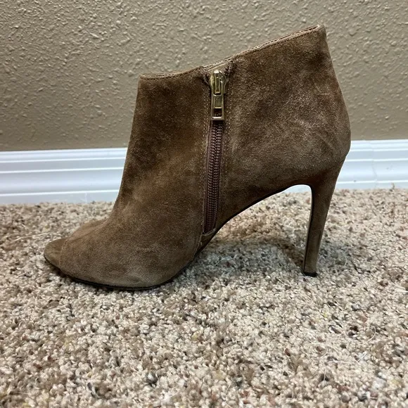 Ann Taylor Sloan Fringe Suede Peeptoe Heels Dark Caramel Women’s 6.5M