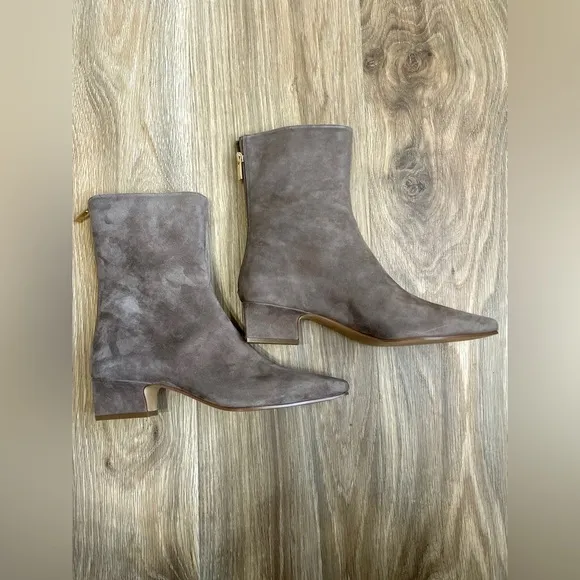 Ann Taylor Tapered Heel Suede Booties Pine Bark Color Size 8.5 NWOT