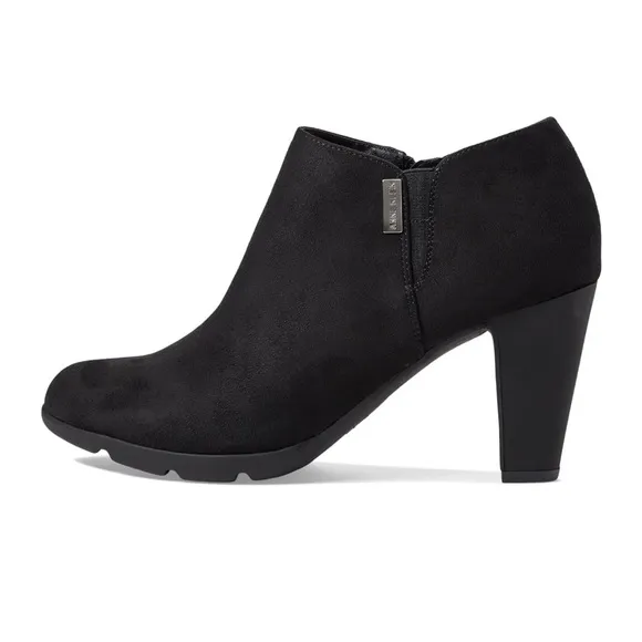Anne Klein Women’s Xland Suede Booties Size 8.5 New