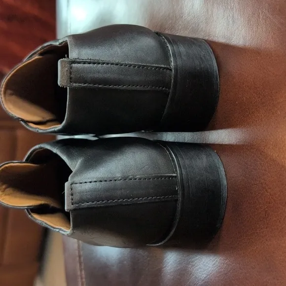 Anne Thomas Black Leather Slip-On Shoes 36