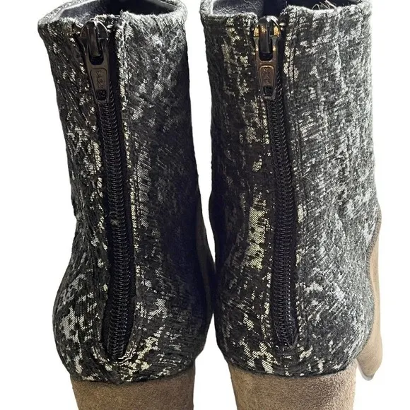 ANTHROPOLOGIE Cubanas Size 38 US 7 Heeled Ankle Boots Ciara Glitter Suede Gray