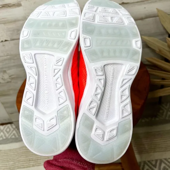 APL TechLoom Wave Mens Size 5.5 Sneakers Impulse Red White Athletic Shoes