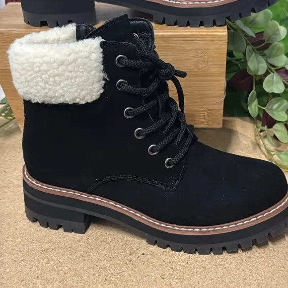 AquaDiva Sola Faux Shearling Cuff Suede Boots (1435)