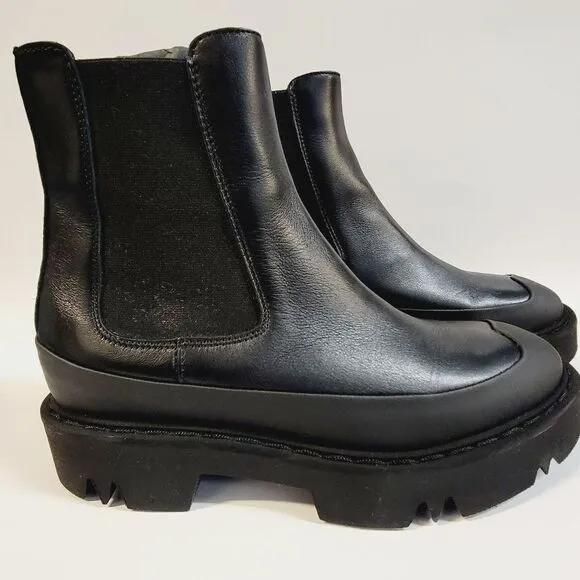 Aquatalia Holly Black Leather Lub Boots and Dust Bag Size 8 NIB
