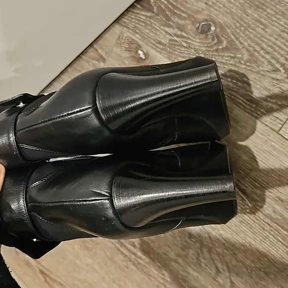 AQUATALIA Kate Middleton black ankle boots