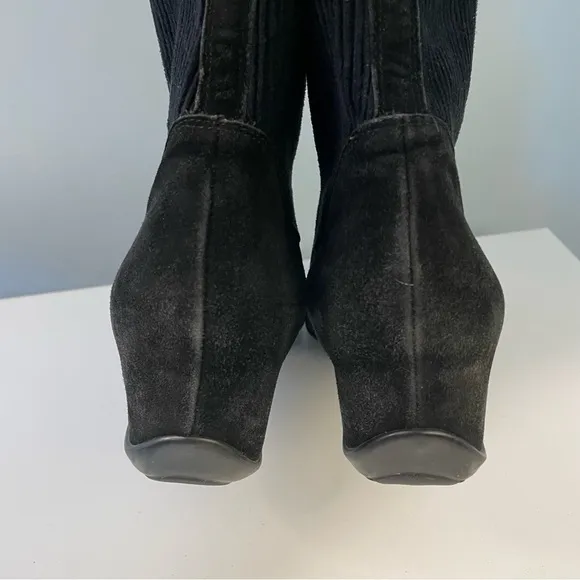 Aquatalia Versa Waterproof Black Nappa Suede Chelsea Wedge Ankle Boots 7