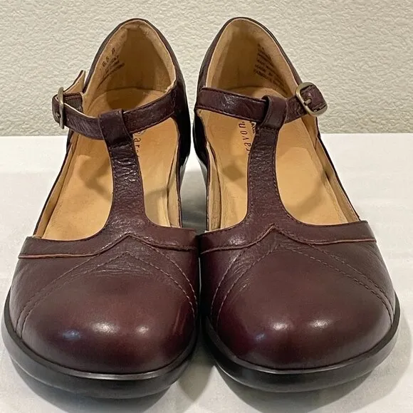 ARAVON &quot;Maura&quot; T-Strap Genuine Leather Pump, Wine - 6.5 B