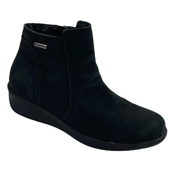 ARAVON FAIRLEE BLACK WATERPROOF LEATHER ZIP UP ANKLE BOOTS