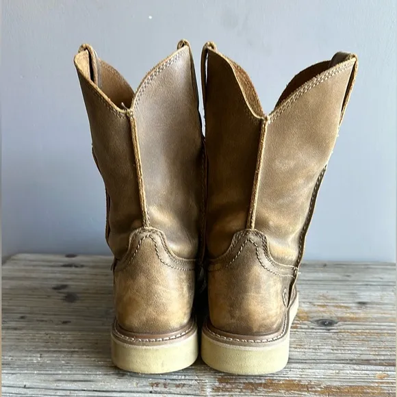 Ariat  Leather Boots size 8