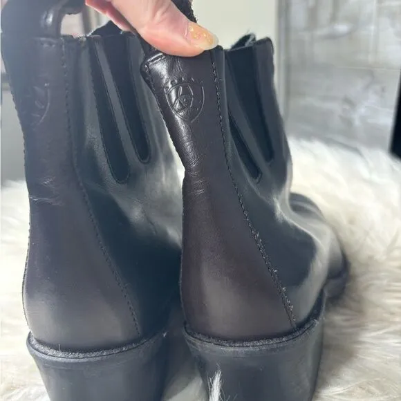 Ariat women 6 black leather front zip chelsea ankle pull on boots