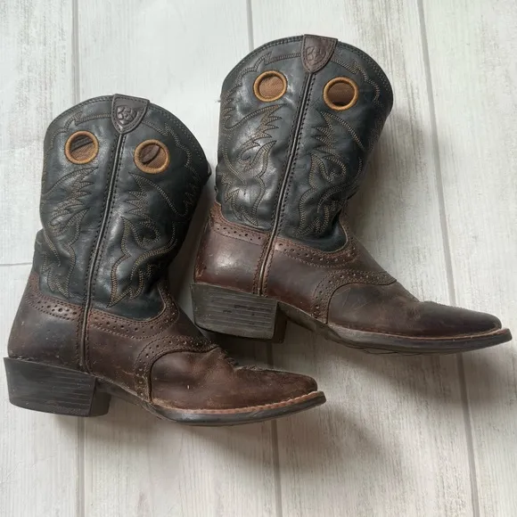 Ariat Youth Size 2.5 Brown Leather Buckaroo Cowboy Western Boots Boys #10016239