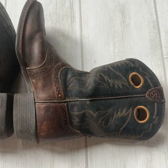 Ariat Youth Size 2.5 Brown Leather Buckaroo Cowboy Western Boots Boys #10016239