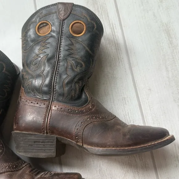 Ariat Youth Size 2.5 Brown Leather Buckaroo Cowboy Western Boots Boys #10016239