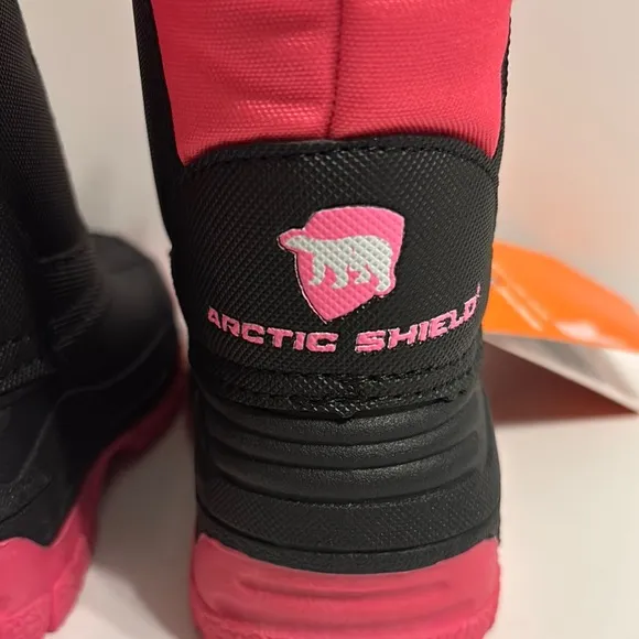 Artic Shield Girls Warm Insulated Waterproof Pink and Black Boots