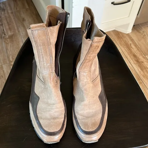 AS98 zip up boots