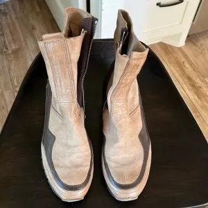AS98 zip up boots
