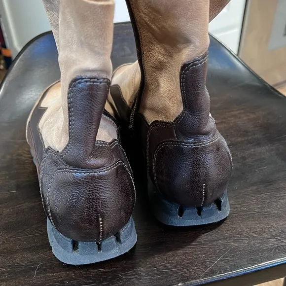 AS98 zip up boots