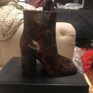 Ash boots !!!Firm