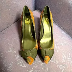 ASH Leopard animal print size 40/ 9.5 pointed toe bow accent heels mobwife