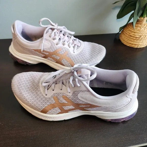 ASICS GEL- Kumo Lyte 2 Running Shoes