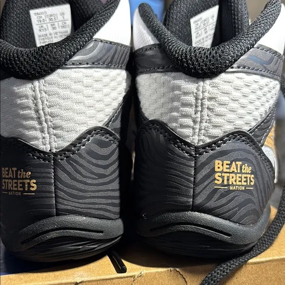 Asics Kids Sneakers Black and Gold wrestling shoes