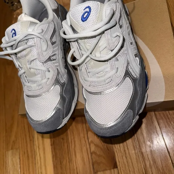 Asics White and Gray Athletic Shoes with Supportive Midsole