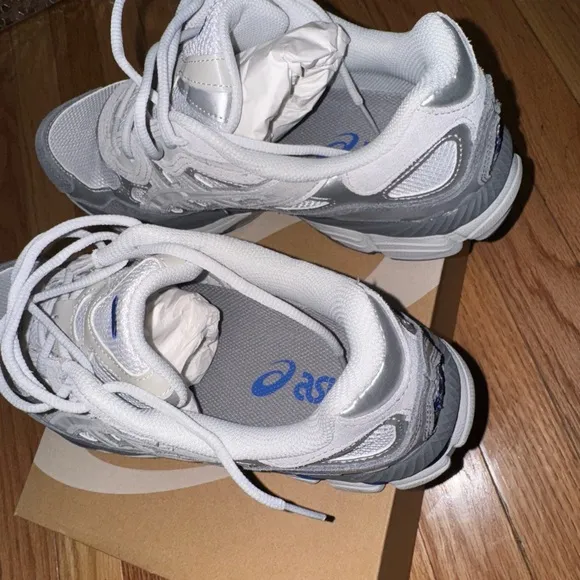 Asics White and Gray Athletic Shoes with Supportive Midsole