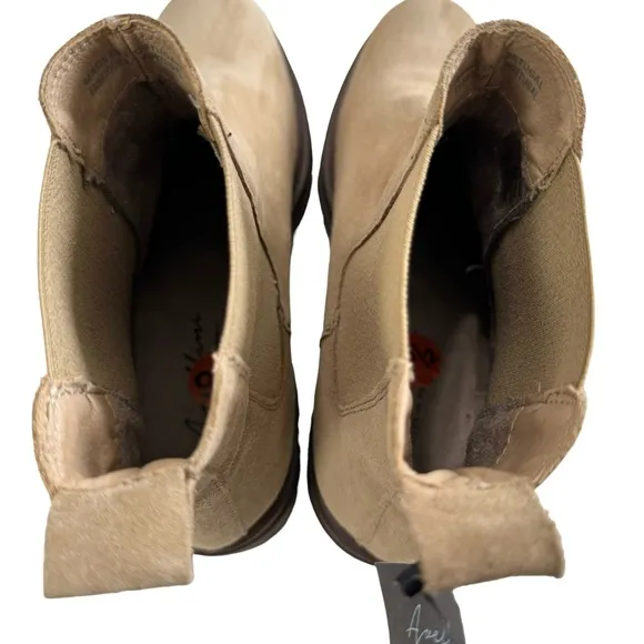 Avellini Made in Portugal Suede Leather Lug Sole Chelsea Boots Size 41/ US 9.5