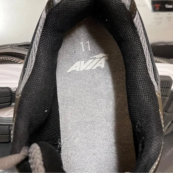 Avia 5000 Black Silver Gray sz 11 NWOT