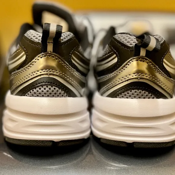Avia 5000 Black Silver Gray sz 11 NWOT