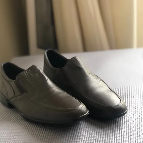 Bacco Bucci leather shoes 10.5