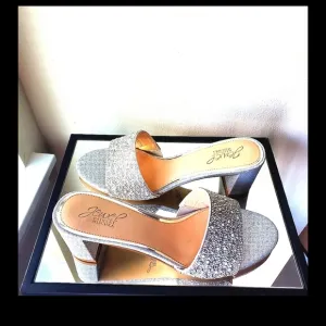 BADGLEY MISCHKA women's shoes