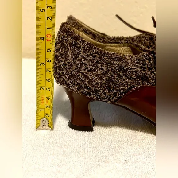 BALLY Italy Classic “GRACE” Leather Tie-Up Kitten Heel Shoes 6.5 M
