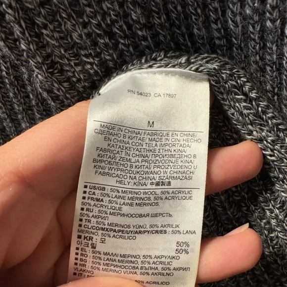 Banana Republic Oversized Italian Wool Turtleneck Sweater